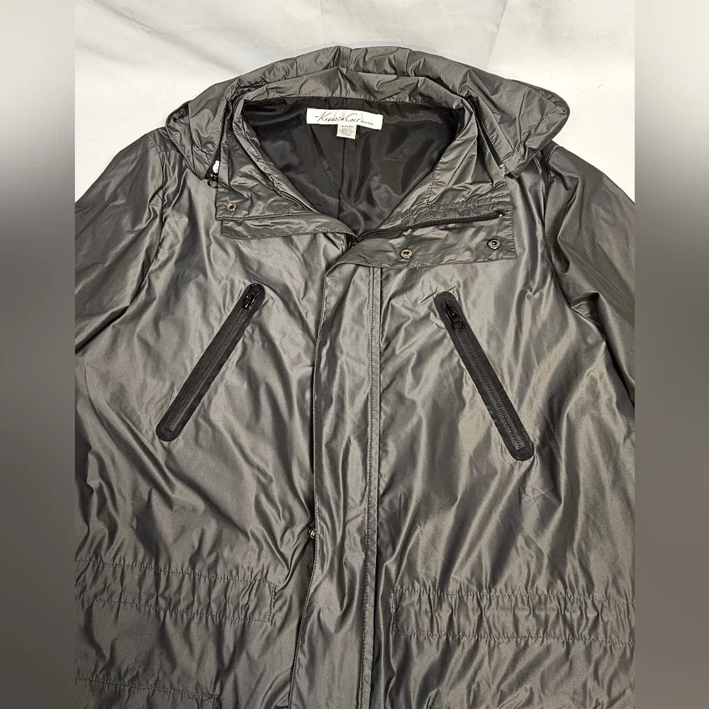 Kenneth Cole hooded lightweight parka jacket in dark silver. Men's Sm. EUC - Picture 9 of 13